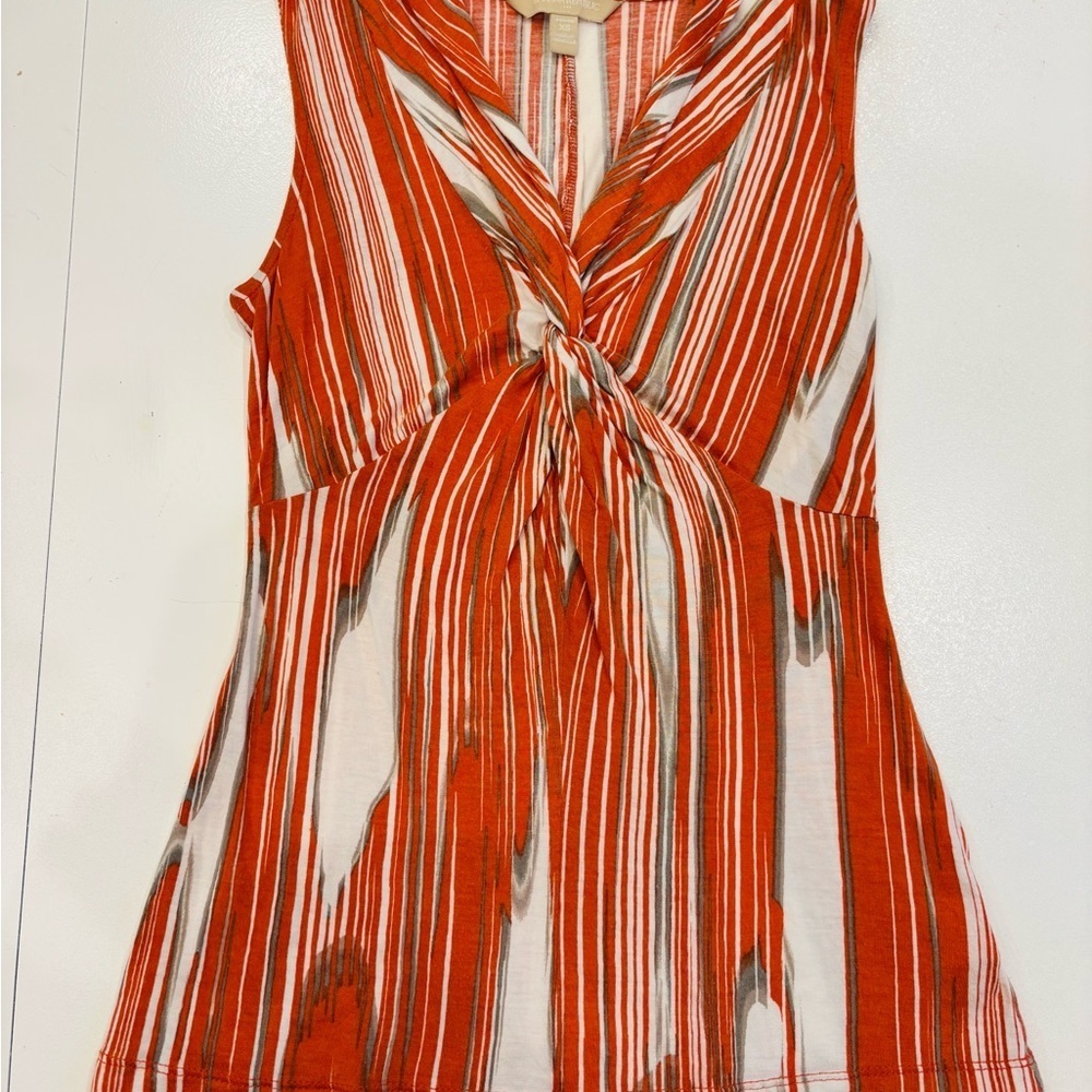 Banana Republic Red and White Twist Front Blouse size xs